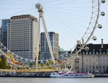 A picture of the London Eye River Cruise.